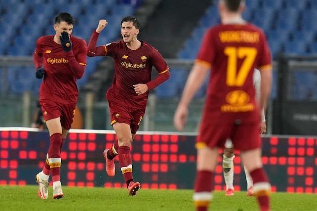 as-roma-marash-kumbu_5ce6fd8.jpg